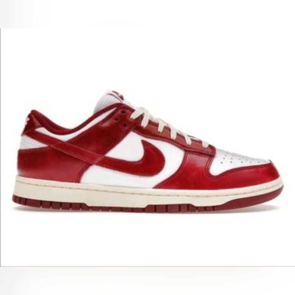 Amazing Sneakers Dunk Red Vintage